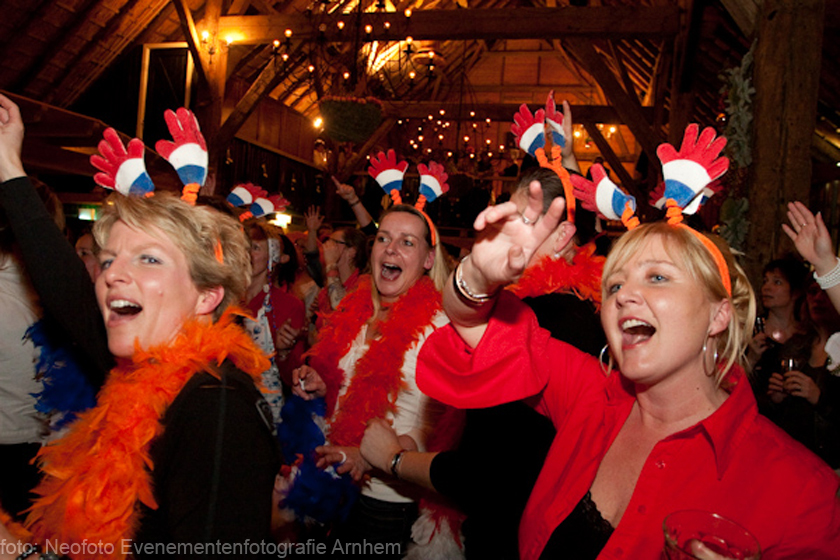 De gezelligste Nederlandstalige meezingers ter wereld